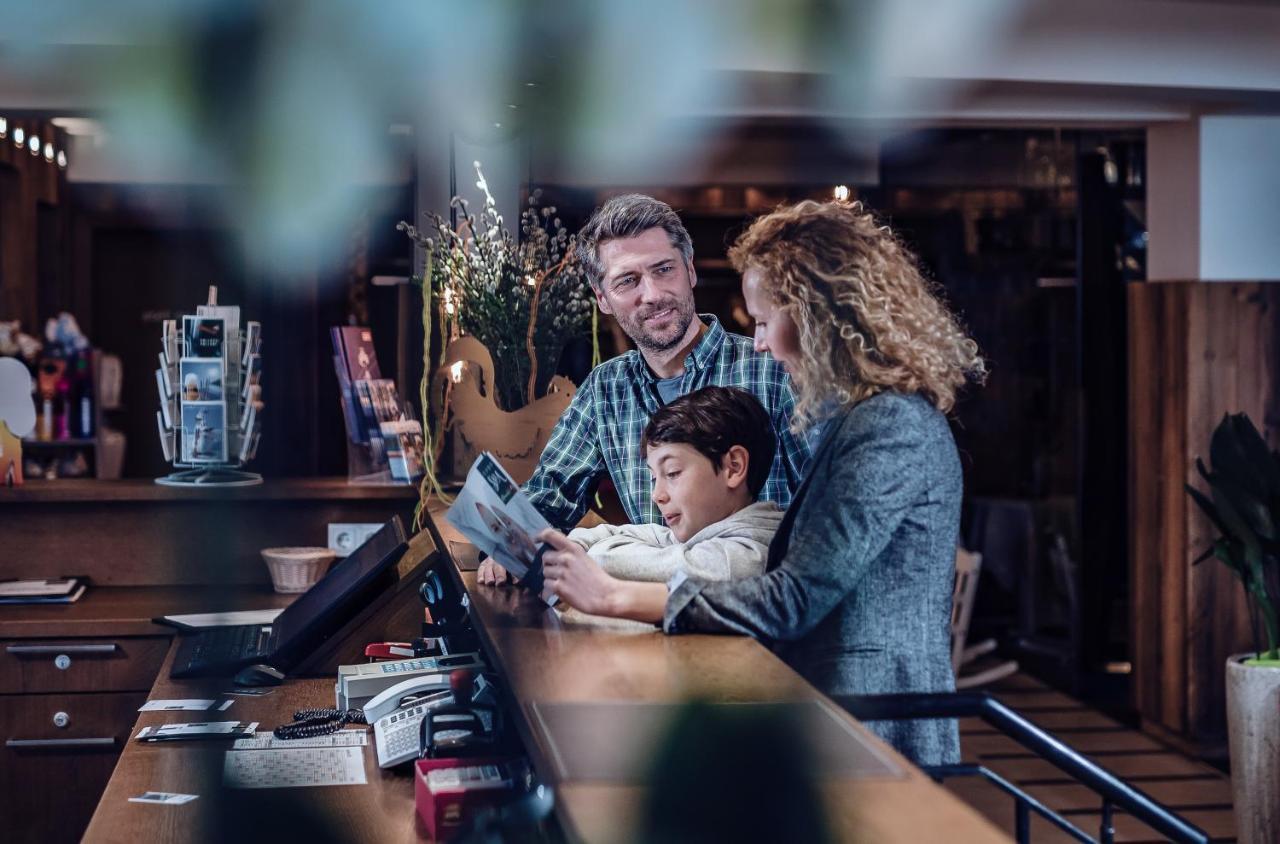 Familienresort Ellmauhof Saalbach-Hinterglemm Bagian luar foto