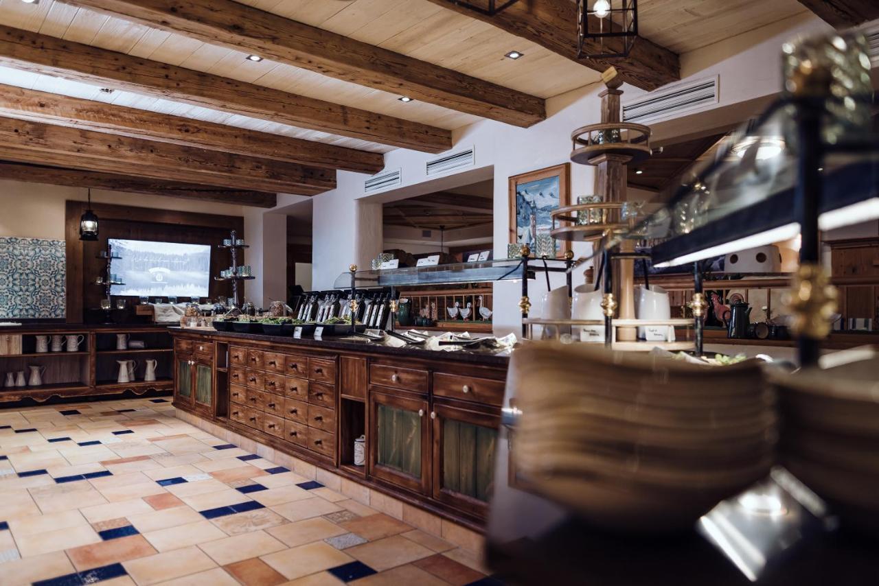 Familienresort Ellmauhof Saalbach-Hinterglemm Bagian luar foto