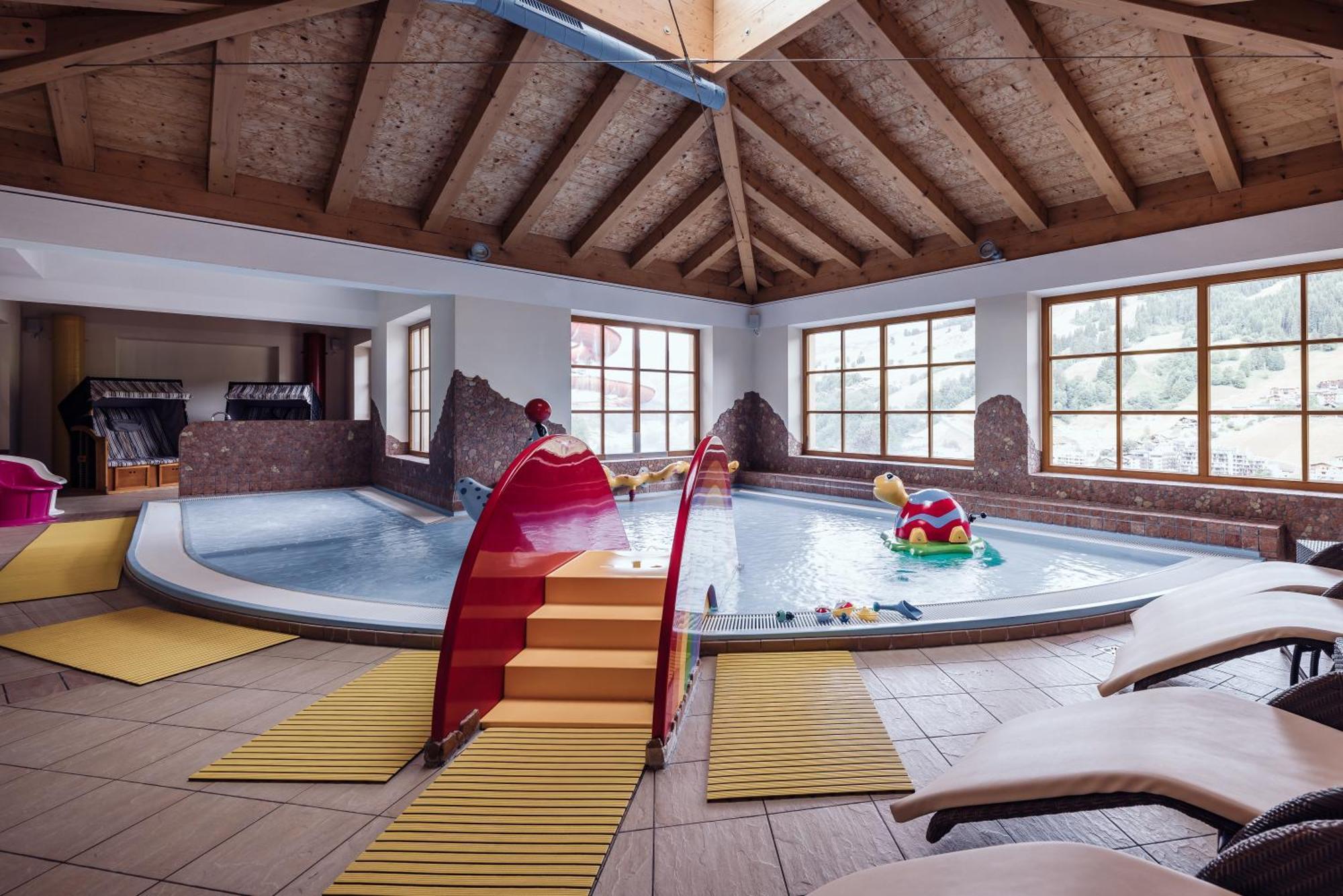 Familienresort Ellmauhof Saalbach-Hinterglemm Bagian luar foto